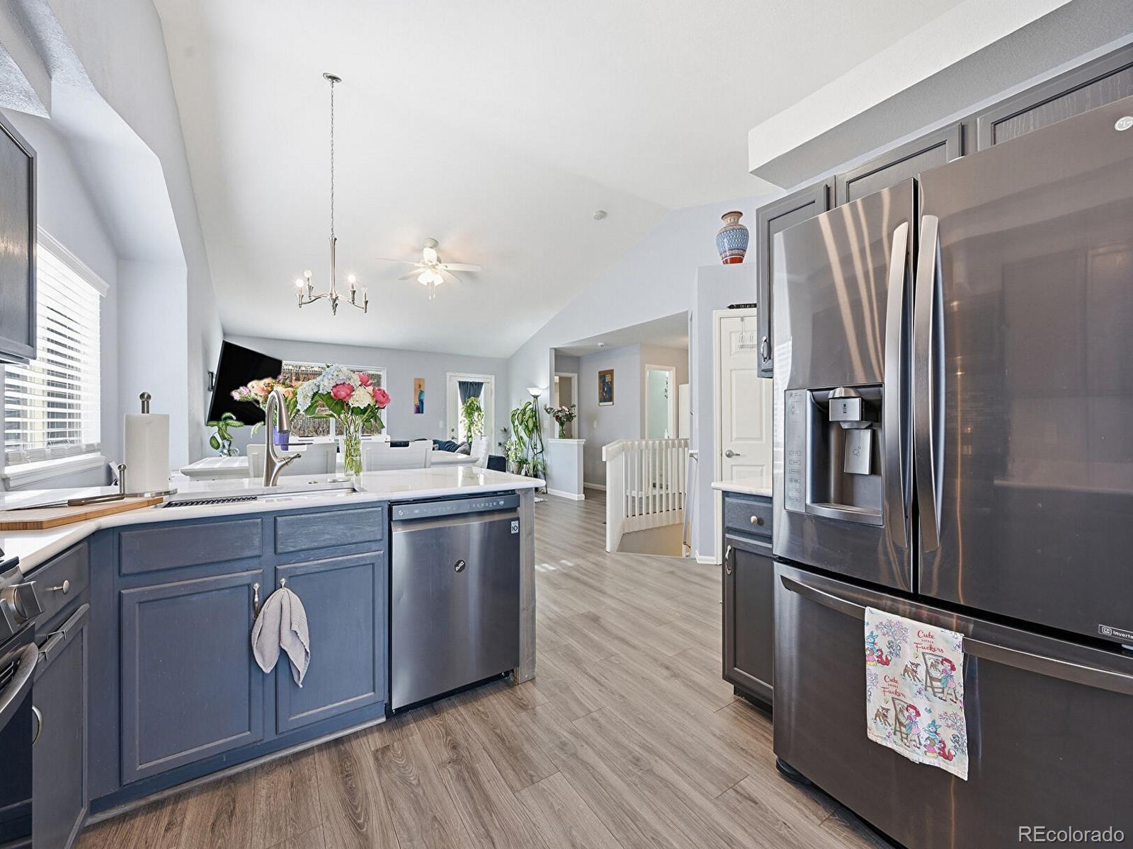 887 W 96th Place
