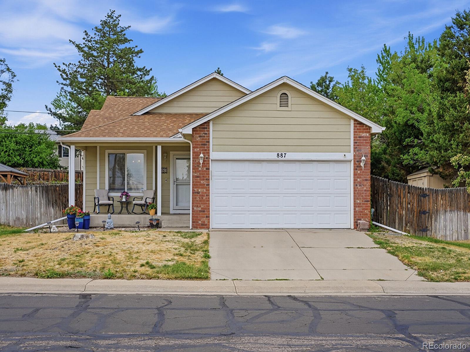 887 W 96th Place