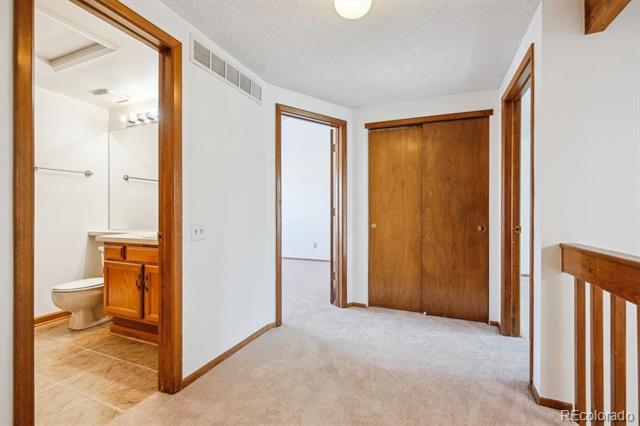 2883 W Long Circle