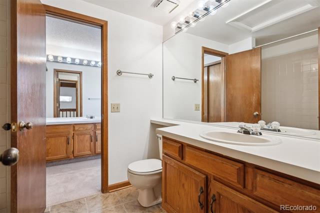 2883 W Long Circle