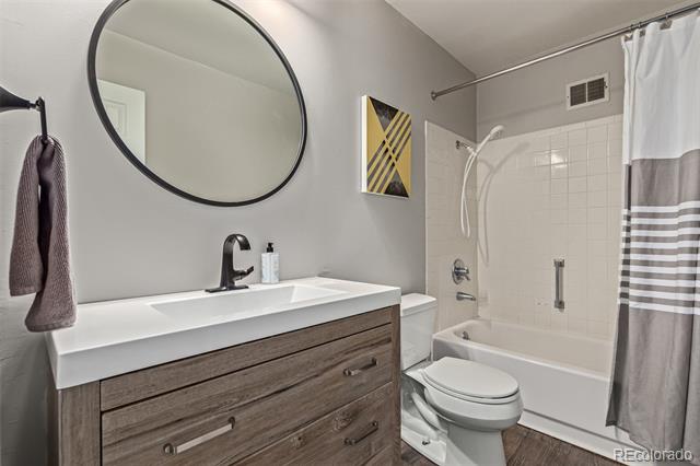 7040 E Girard Avenue Unit: 407
