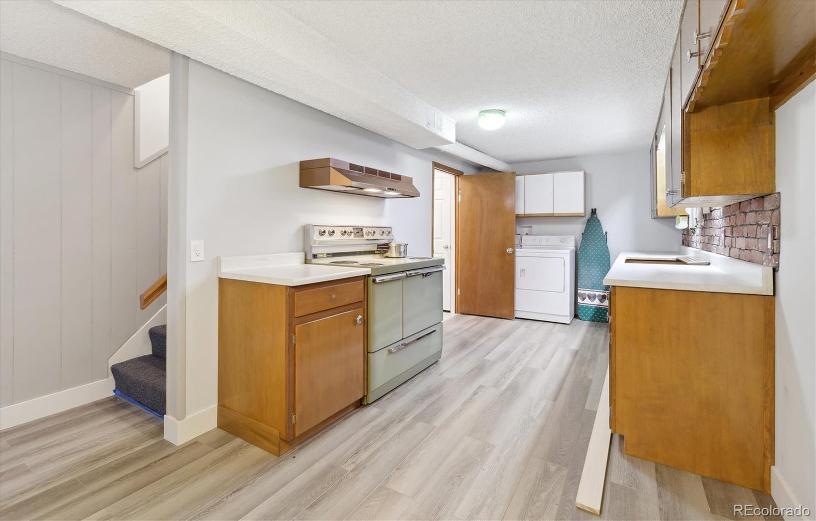 7453 Dale Court