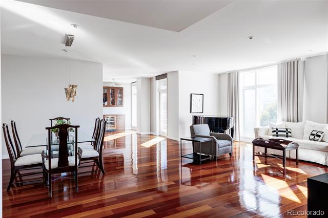 333 S Monroe Street Unit: 308