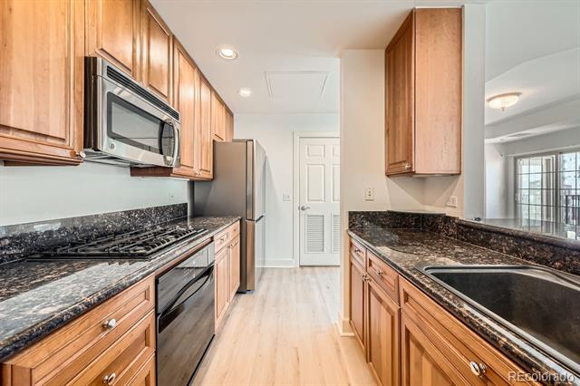 475 W 12th Avenue Unit: 9A