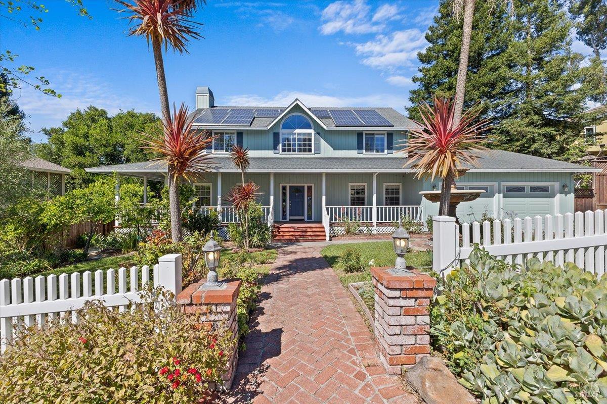 7420 Woodland Avenue