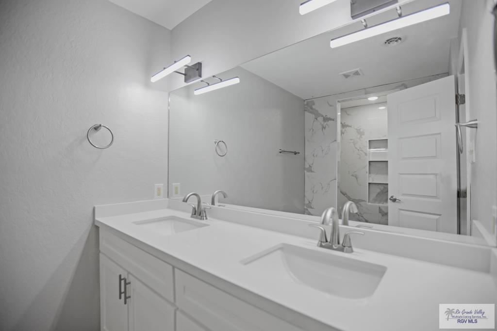 2601 BECKY LN