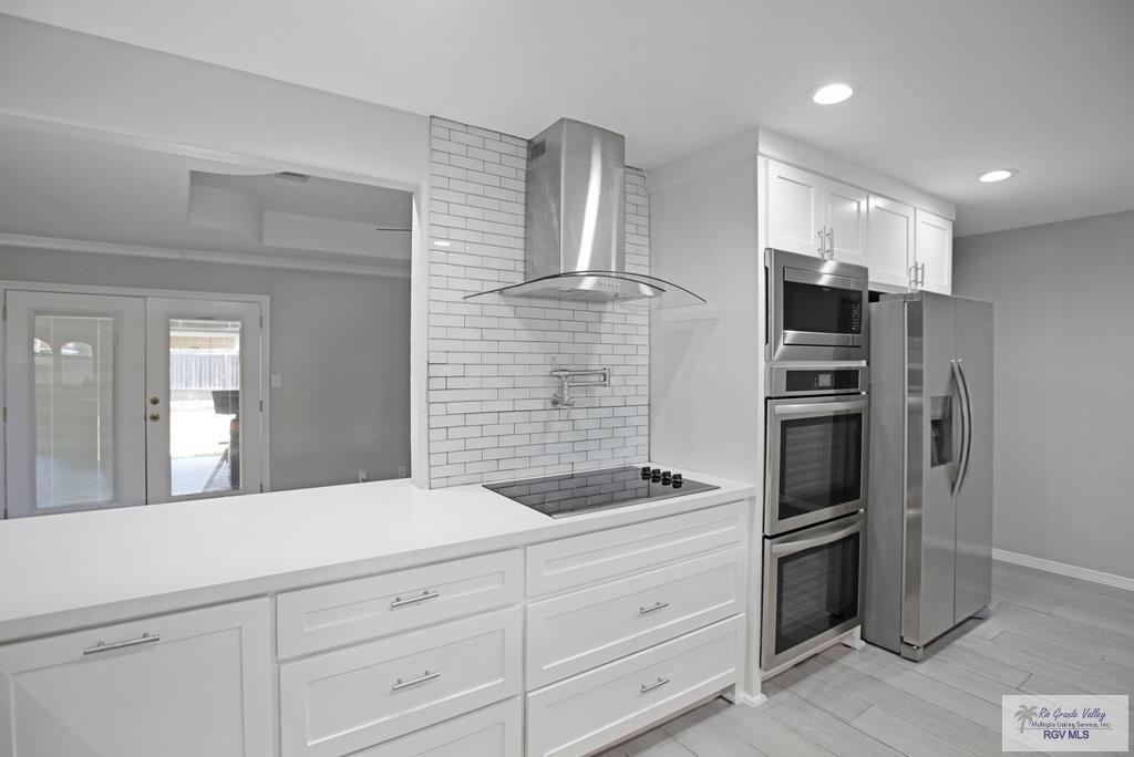 2601 BECKY LN