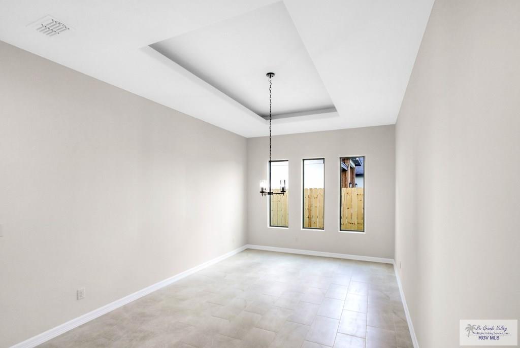 515 ORIOLE DR
