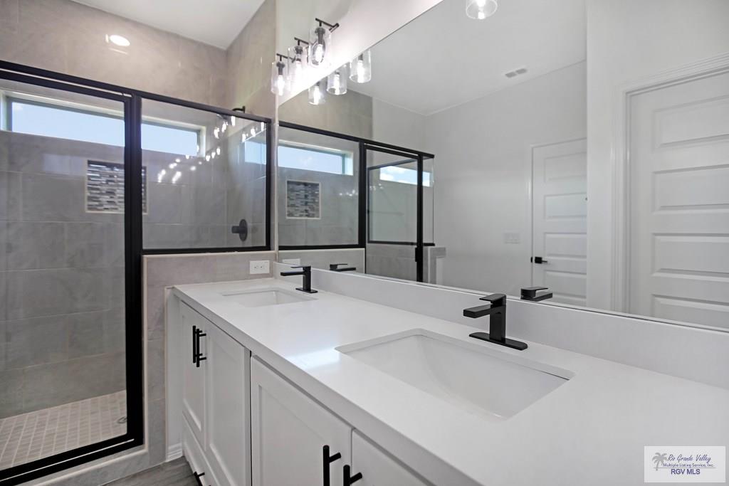 1435 STIRRUP CIR 06
