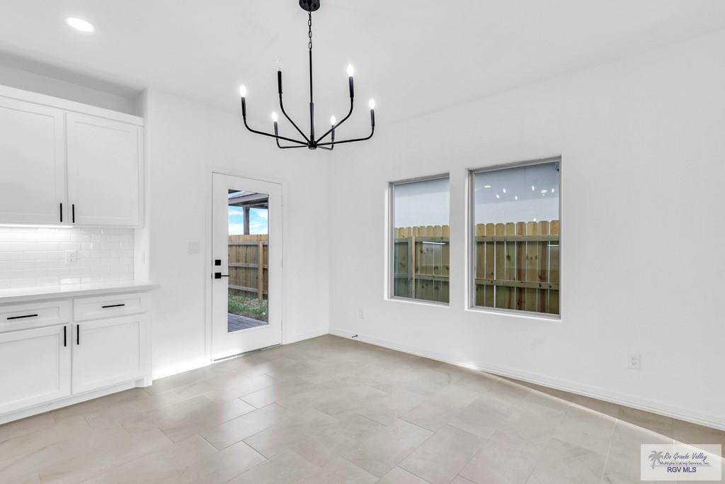 1813 Miley Ln