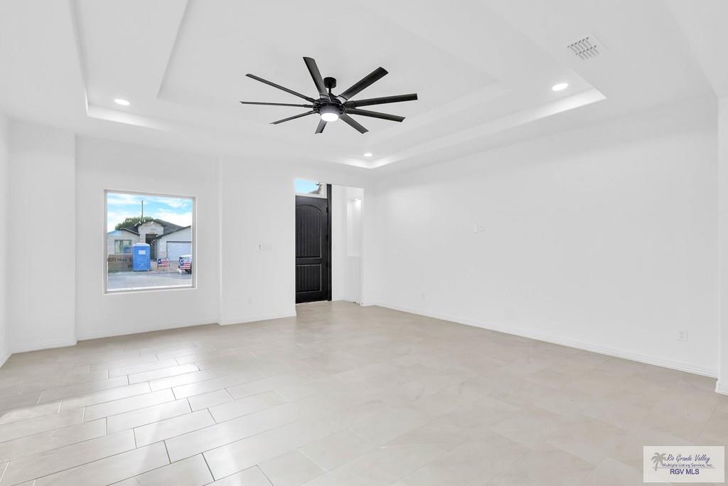 1813 Miley Ln