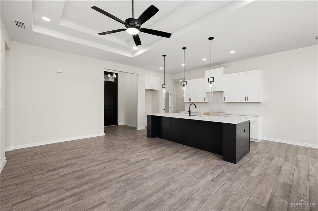 1226 Poza Rica Avenue