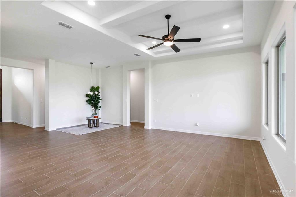 1210 Knotty Pine Lane