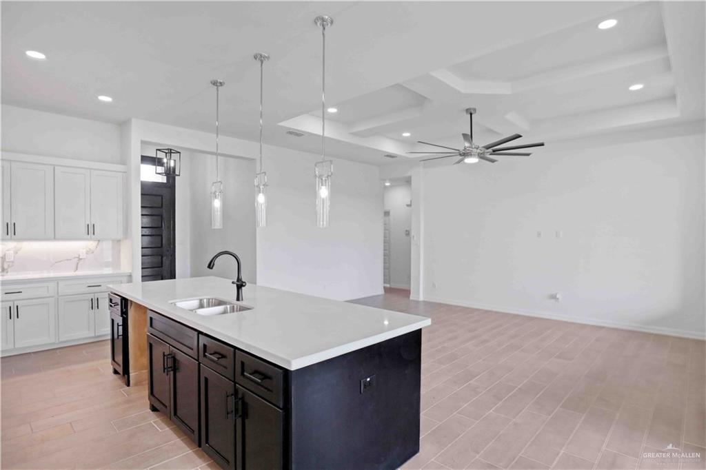 1206 Knotty Pine Lane