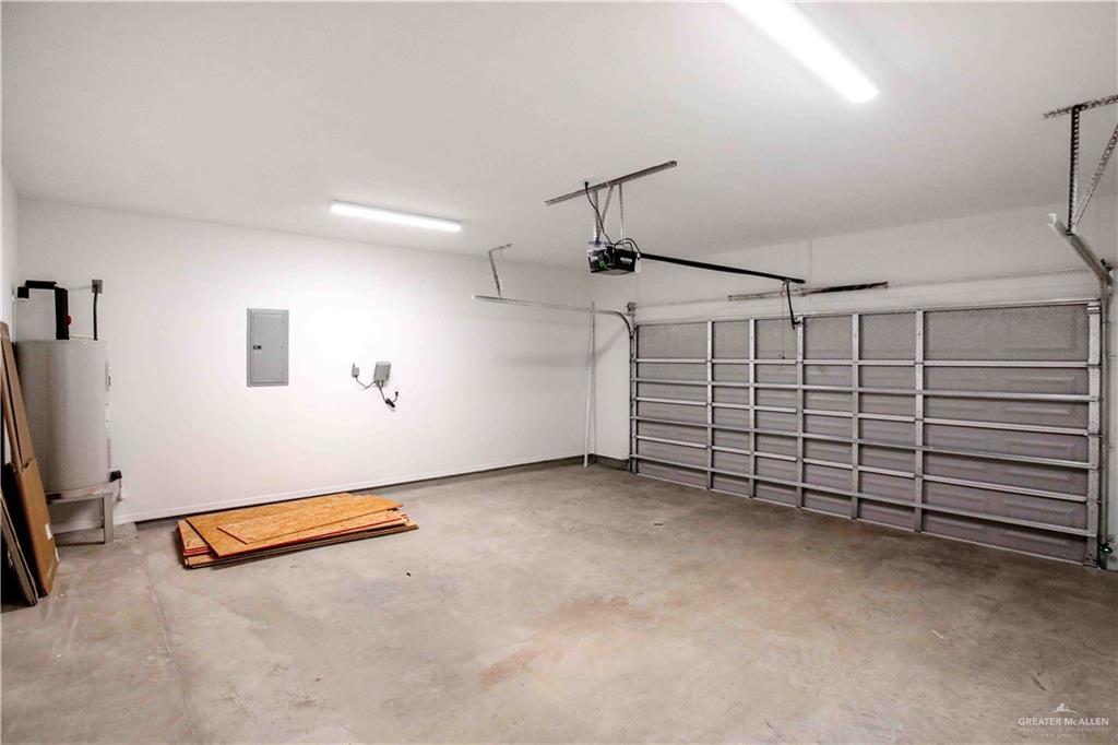 1206 Knotty Pine Lane