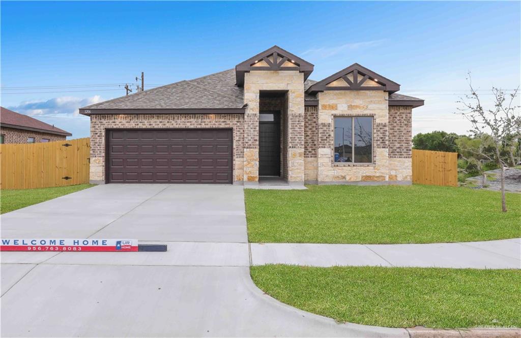 1206 Poza Rica Avenue