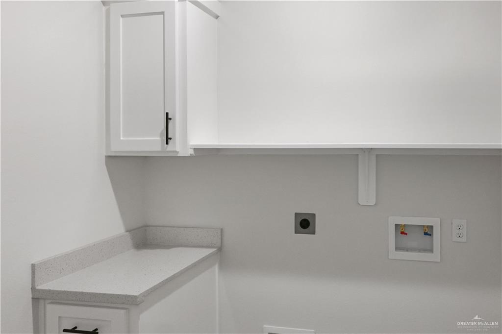 6214 Willow Wood Lane