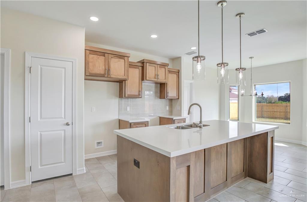 1810 Stirrup Circle
