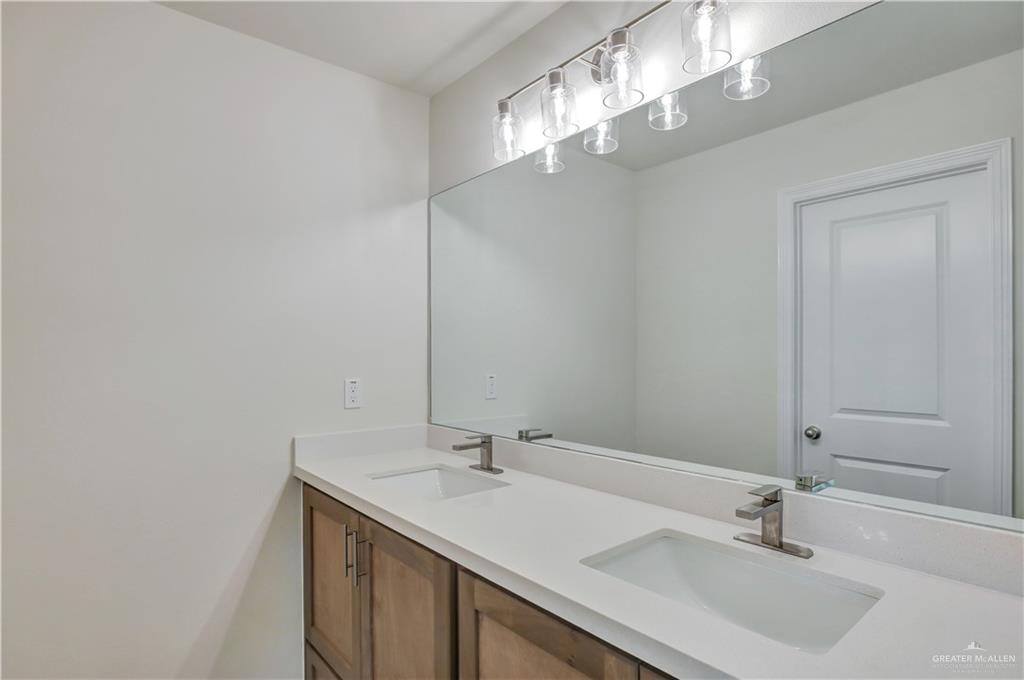 1810 Stirrup Circle