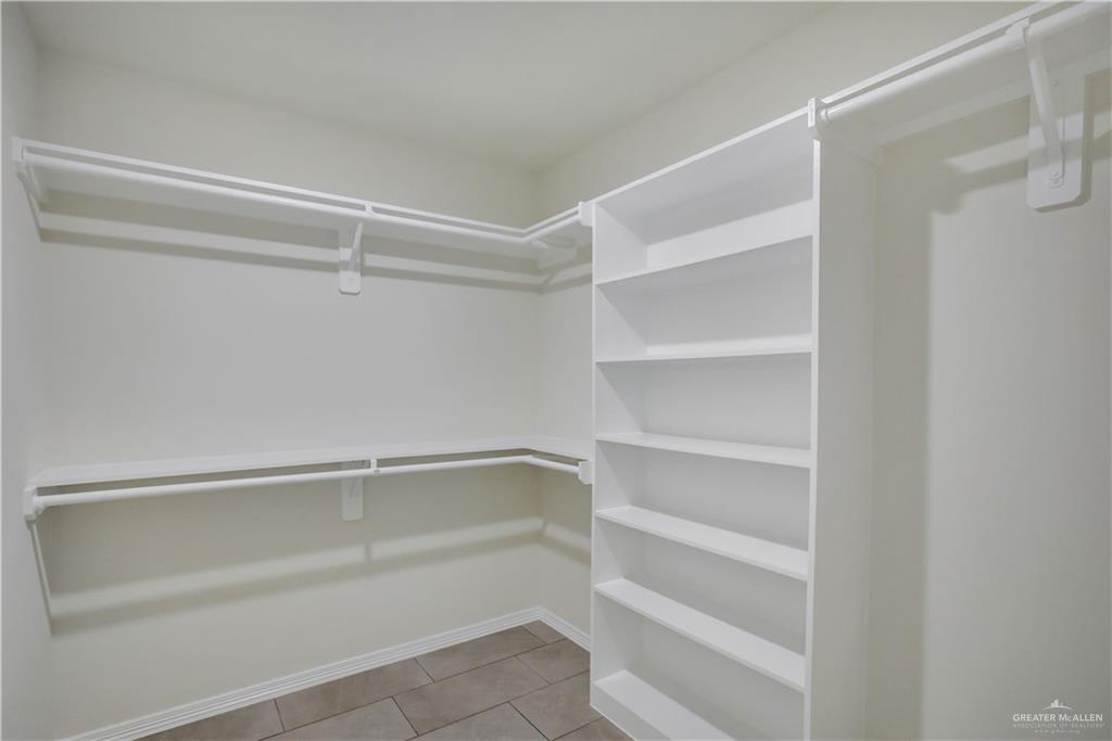 1810 Stirrup Circle