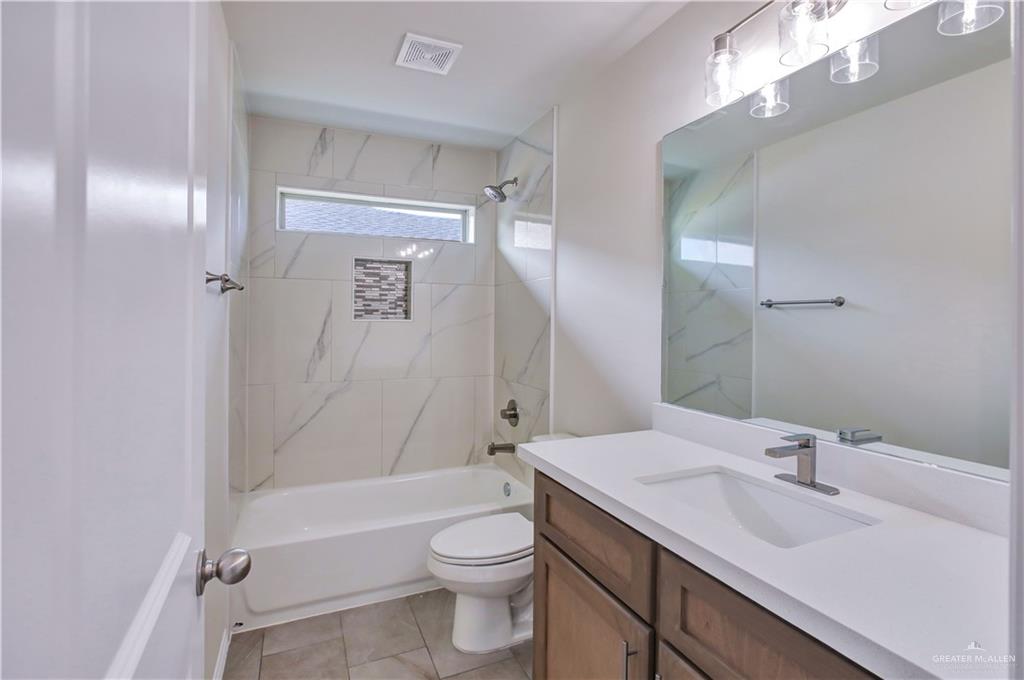 1810 Stirrup Circle