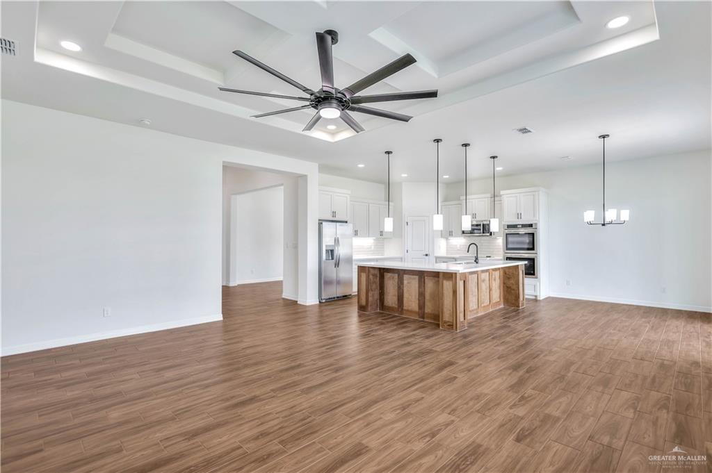 6209 Willow Wood Lane