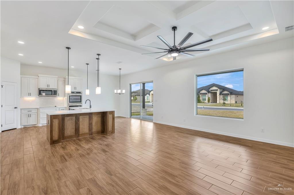 6209 Willow Wood Lane