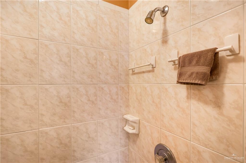 3611 N 32nd Lane, McAllen