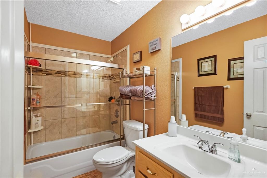 3611 N 32nd Lane, McAllen