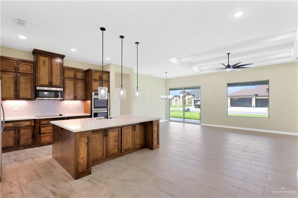 6305 Willow Wood Lane