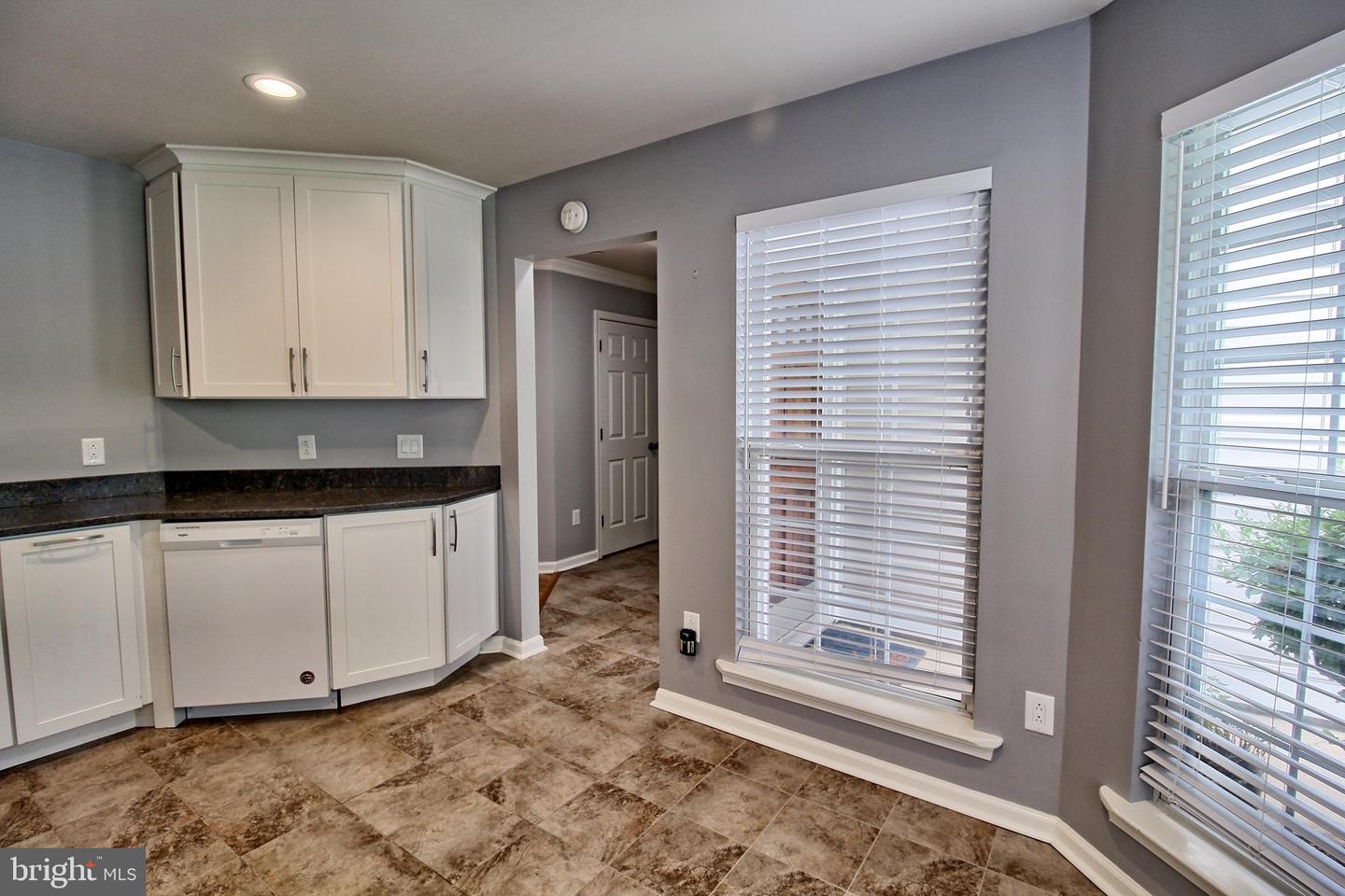 3322 Arbor Ter