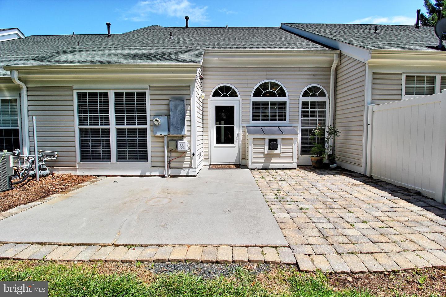 3322 Arbor Ter