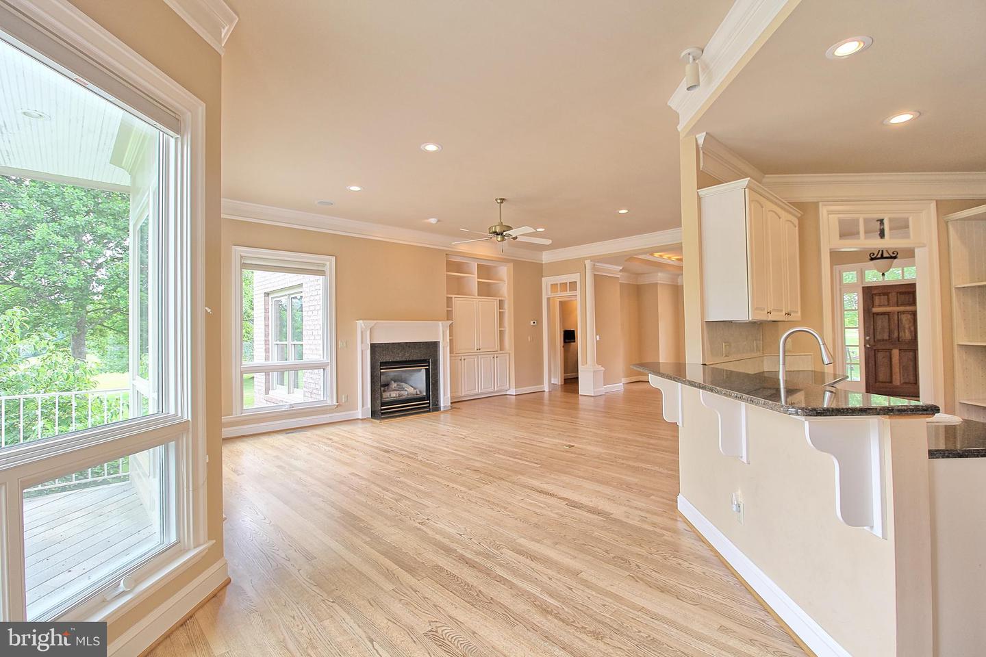 3421 Cotswold Ln