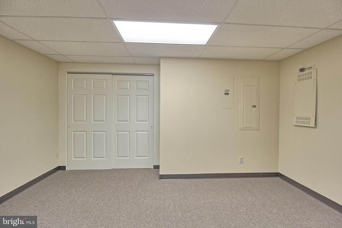 3421 Cotswold Ln