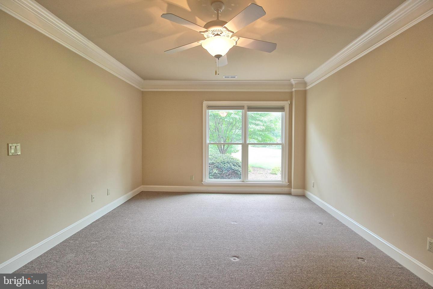 3421 Cotswold Ln