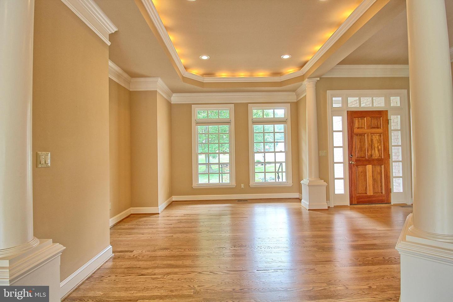 3421 Cotswold Ln