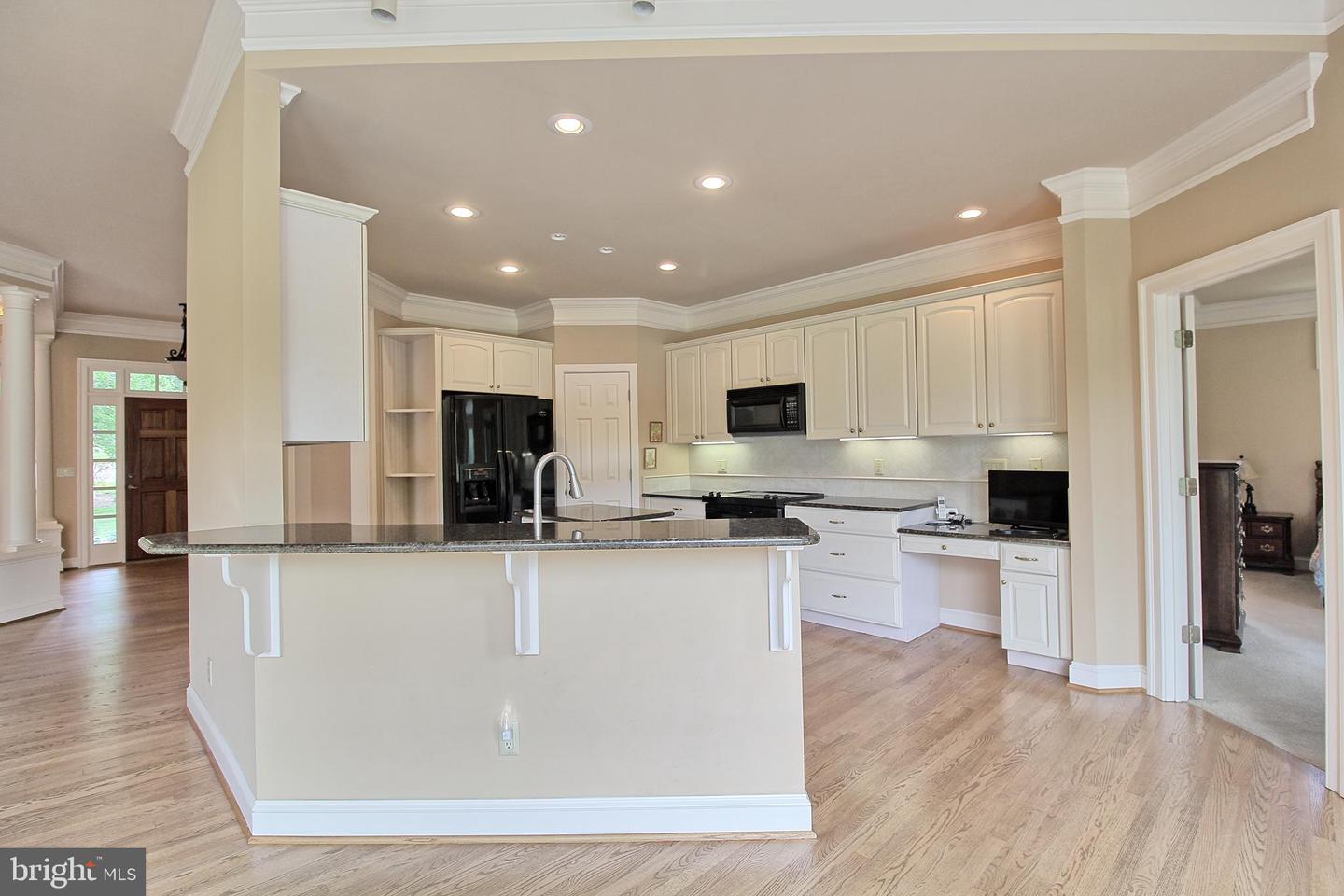 3421 Cotswold Ln