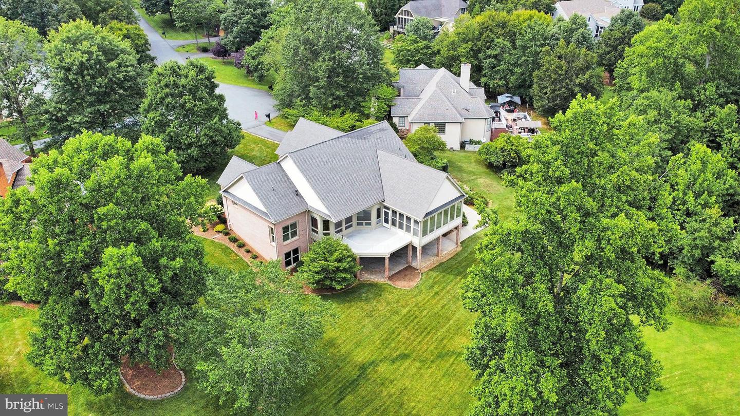 3421 Cotswold Ln