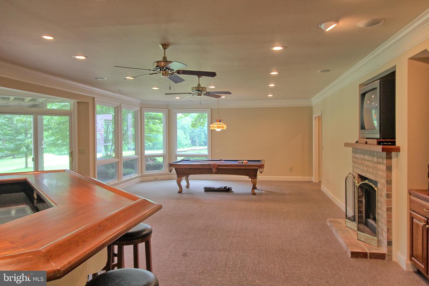 3421 Cotswold Ln