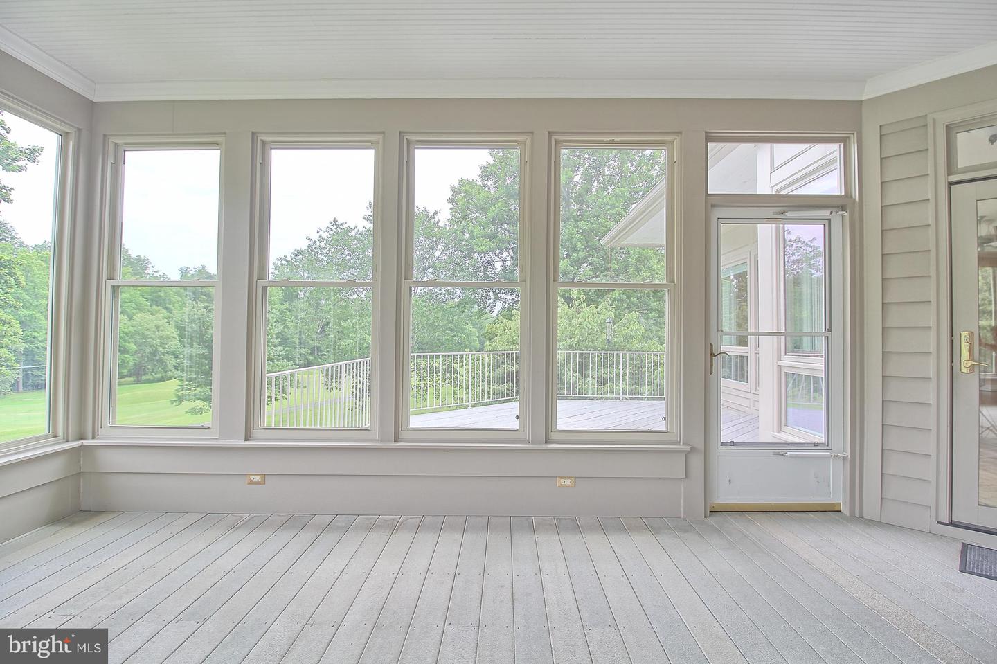 3421 Cotswold Ln