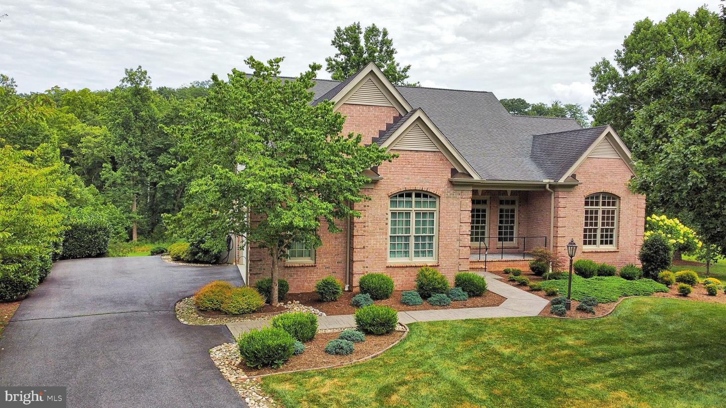 3421 Cotswold Ln
