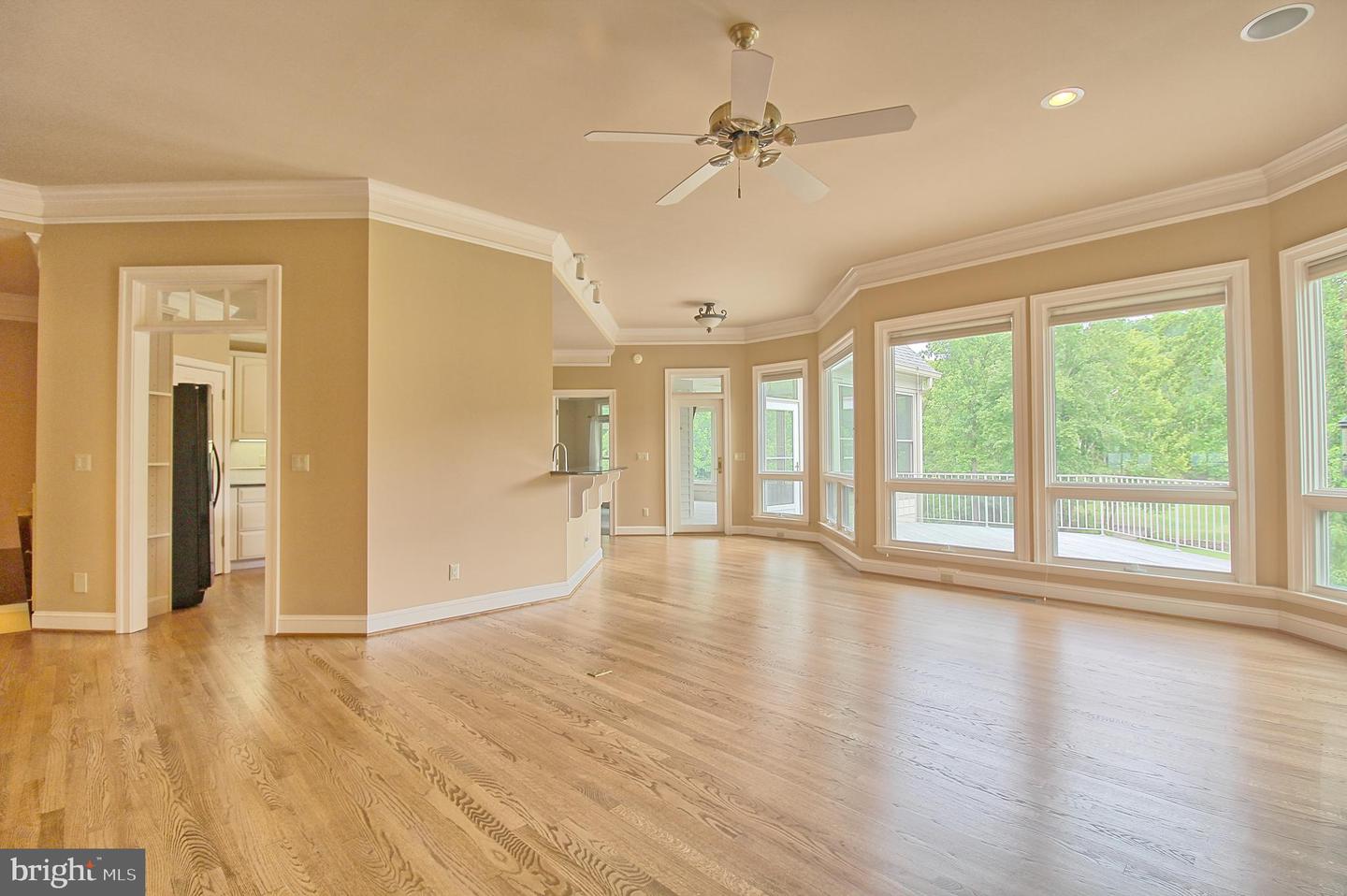 3421 Cotswold Ln