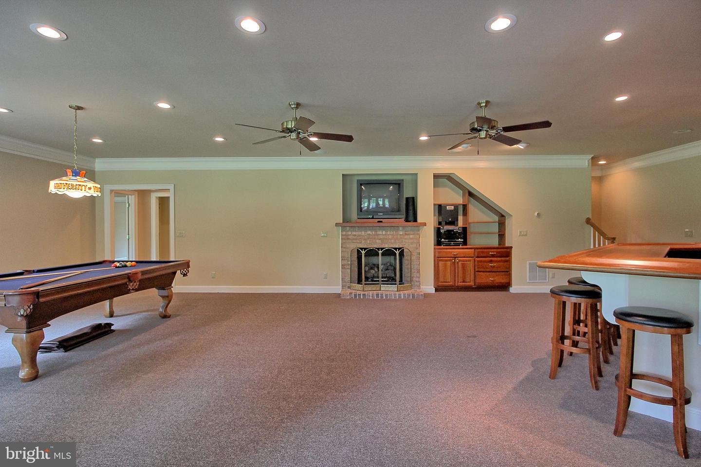 3421 Cotswold Ln