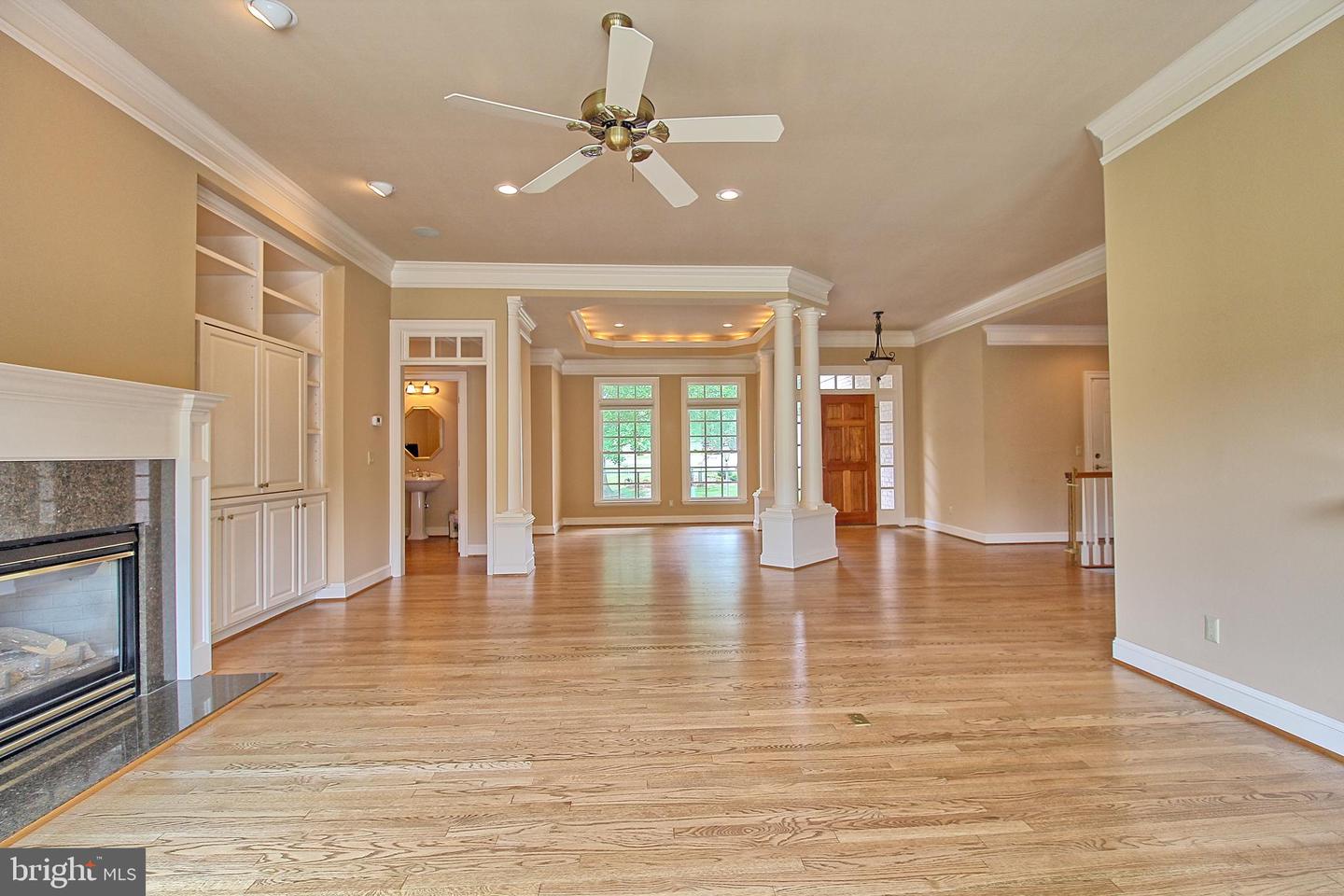 3421 Cotswold Ln