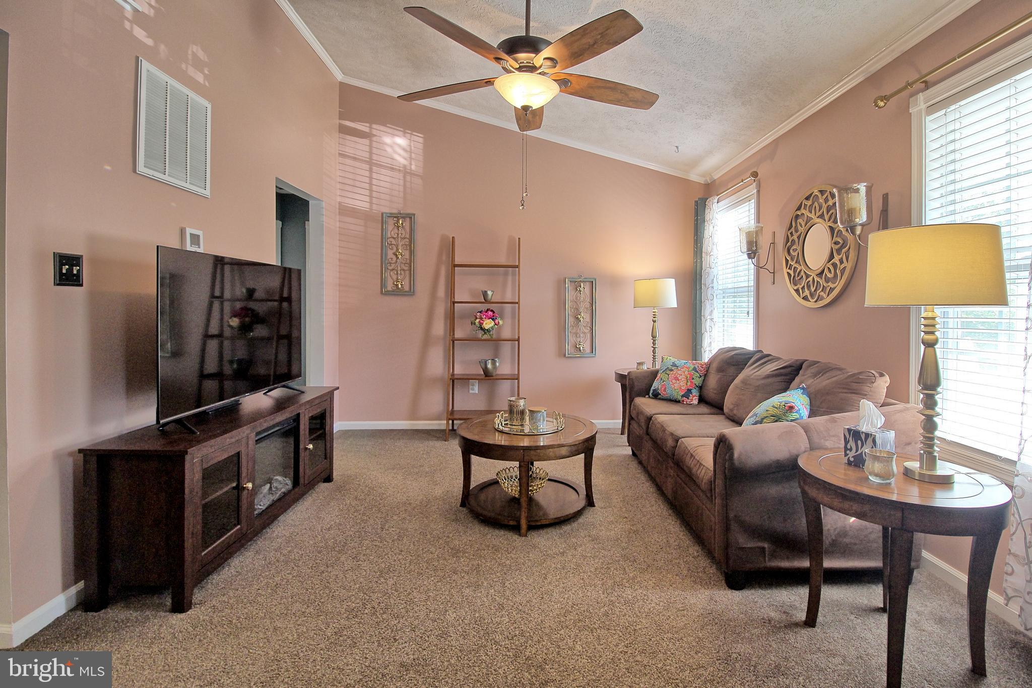 607 Wright Dr
