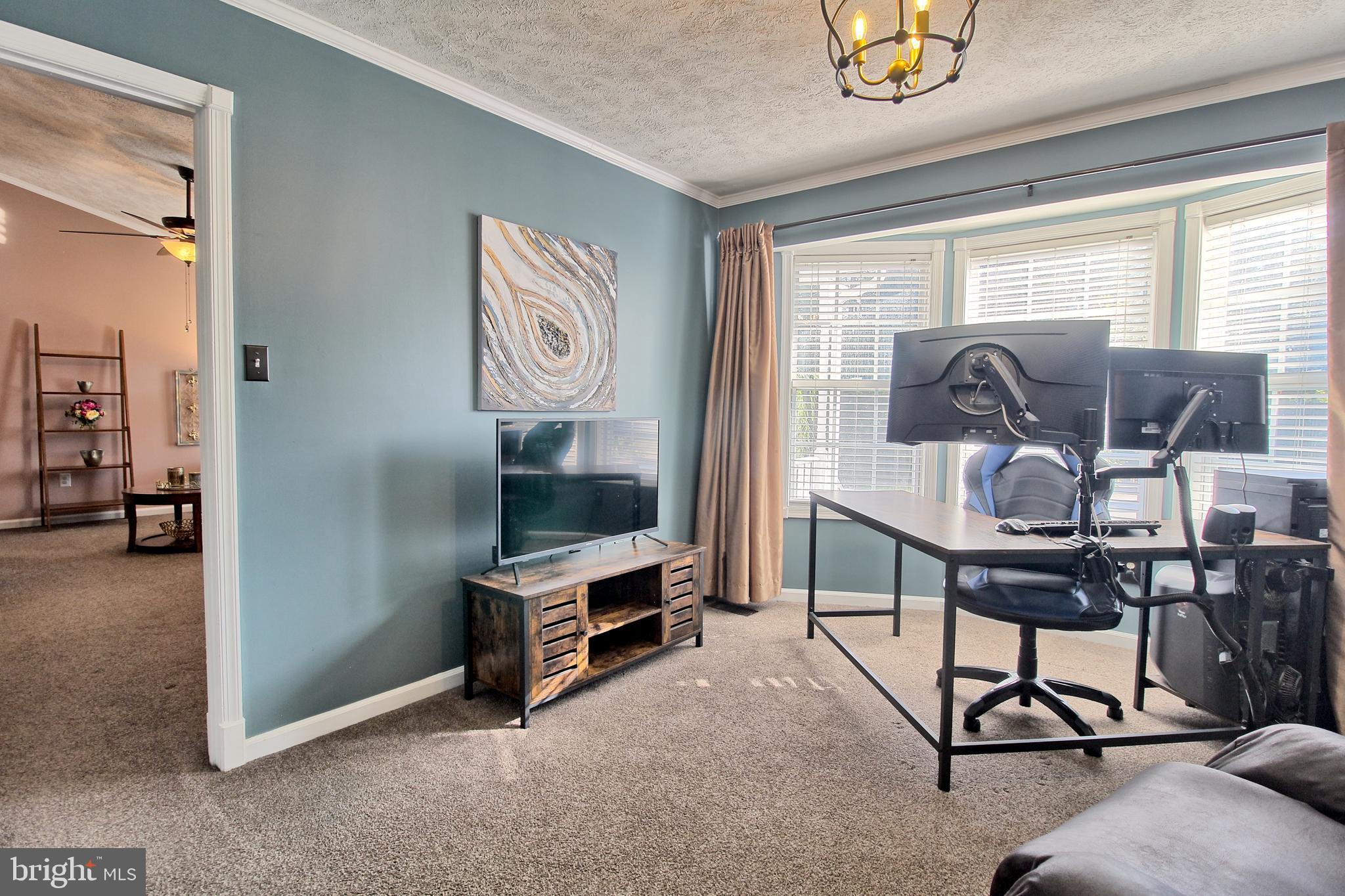 607 Wright Dr