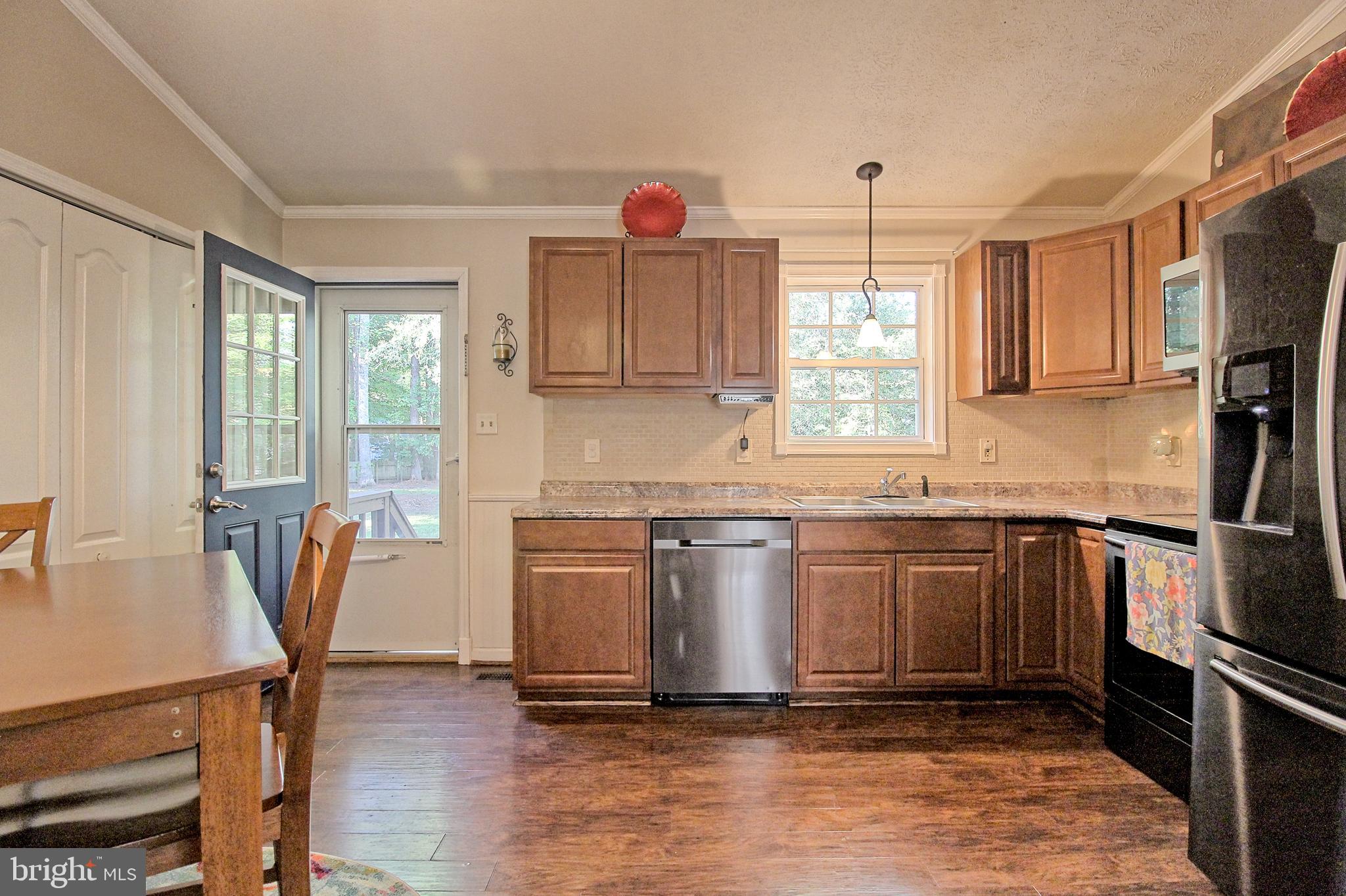 607 Wright Dr