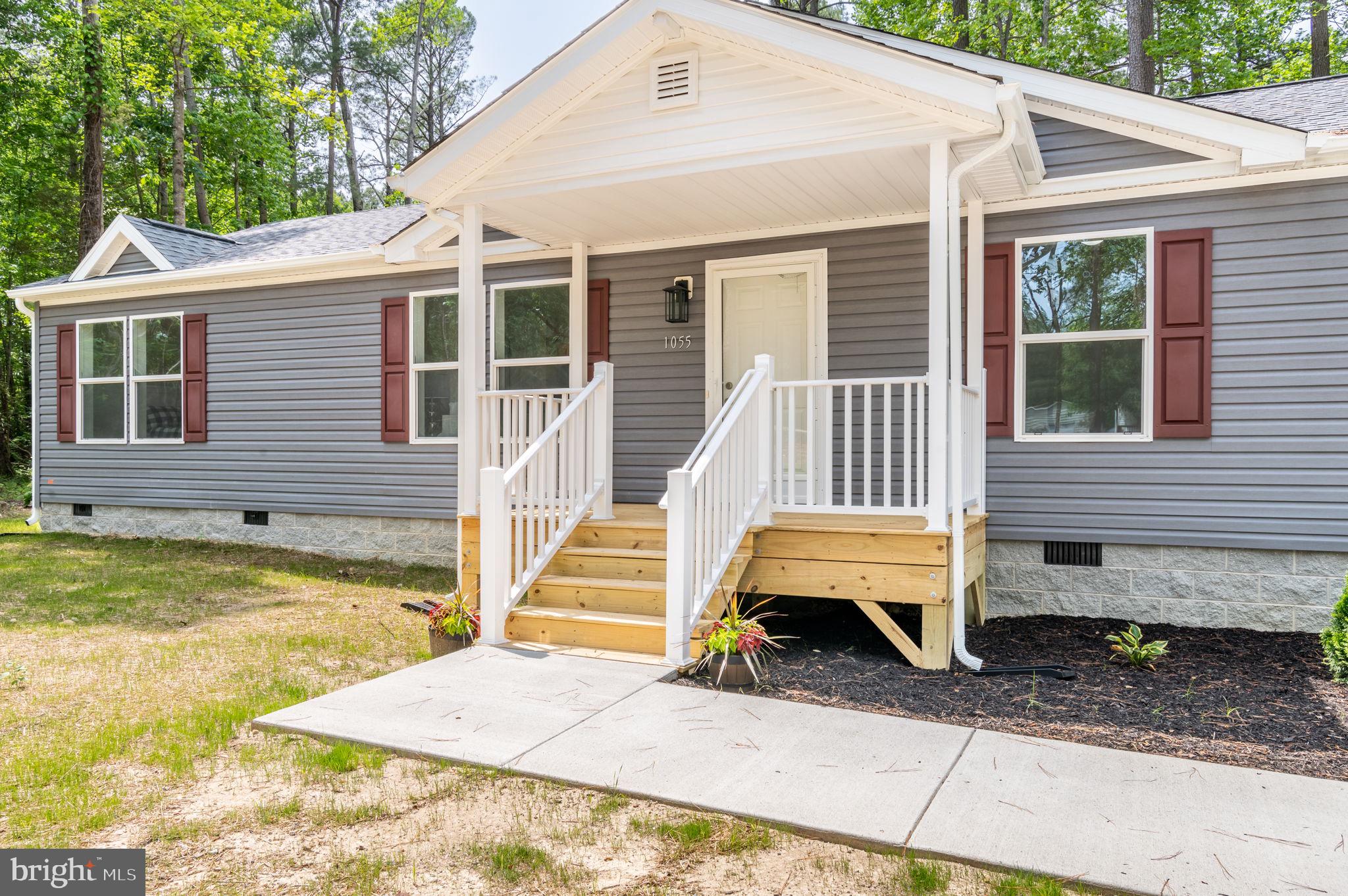 1055 Eastham Rd