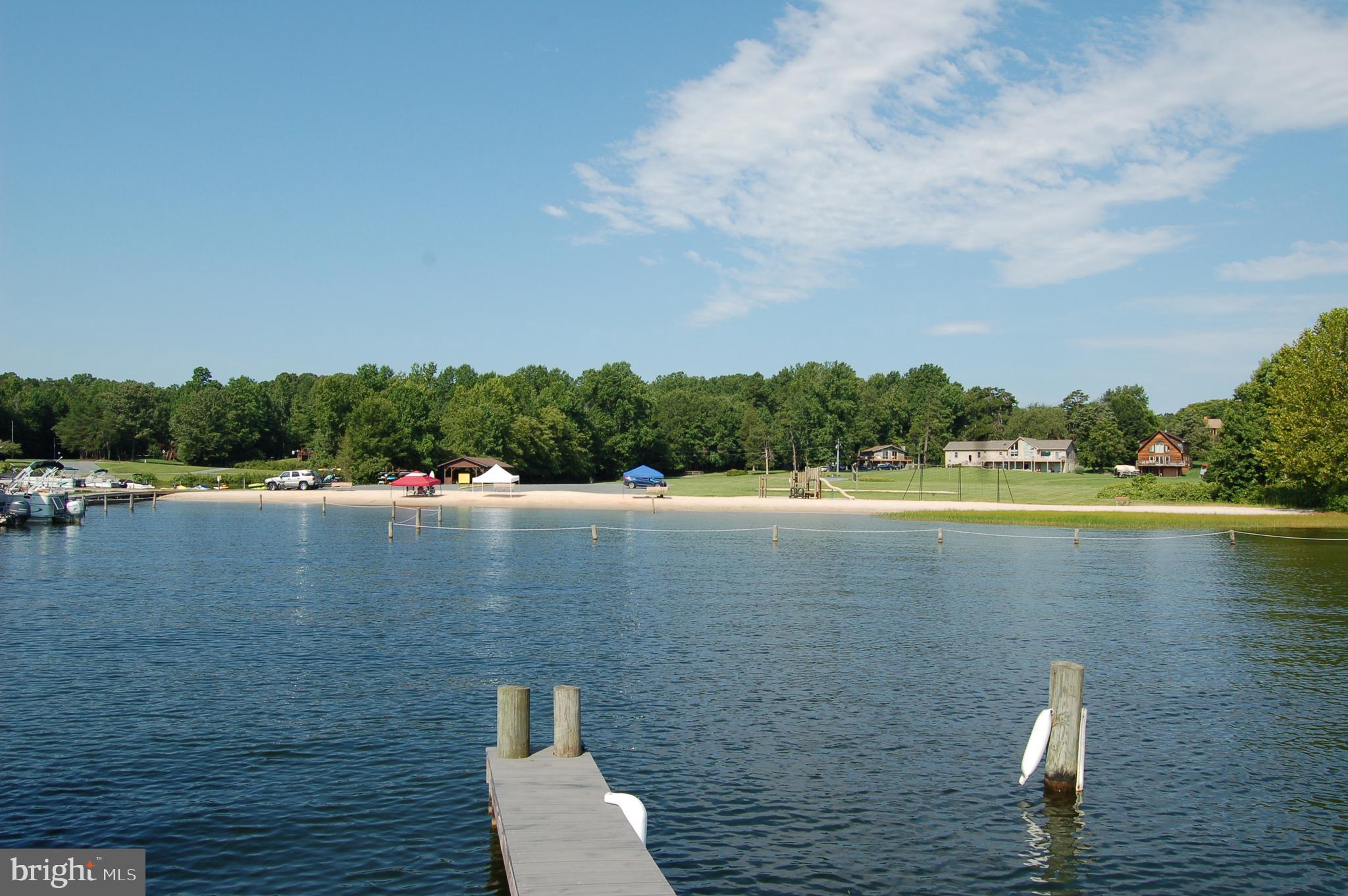 351 Lakewood Dr