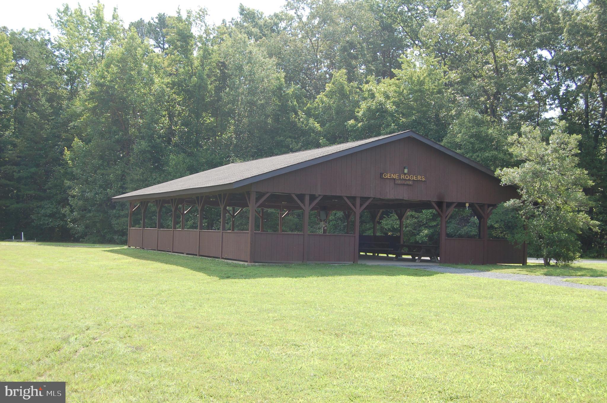 351 Lakewood Dr